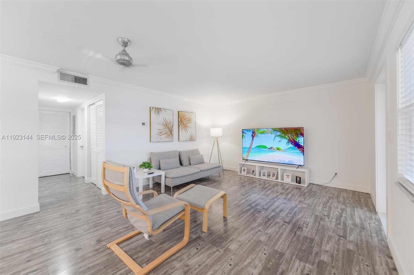 200 NE 12th Ave # 6D, Hallandale Beach FL 33009 photo 5