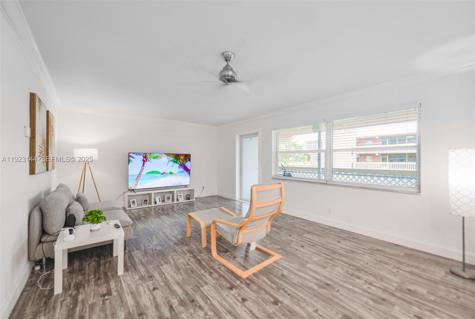 200 NE 12th Ave # 6D, Hallandale Beach FL 33009 photo 4