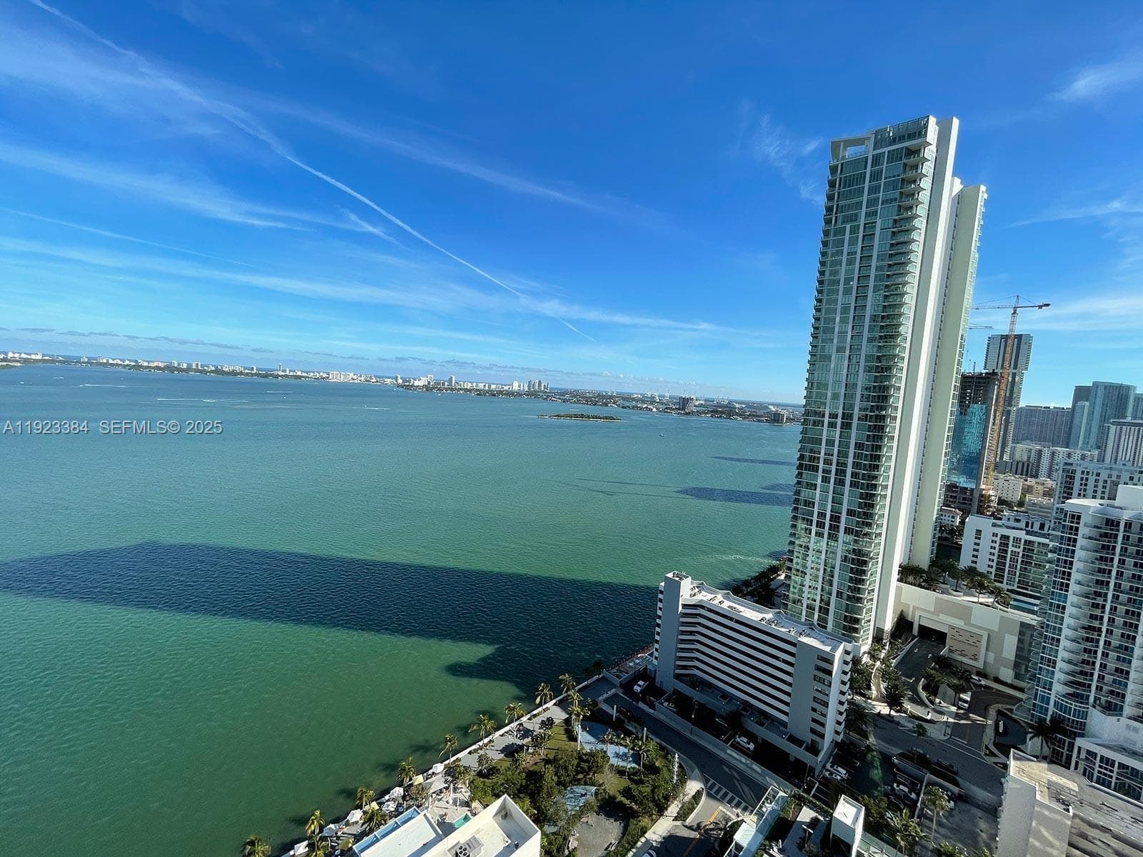 650 NE 32nd St # 3005, Miami FL 33137 photo 3