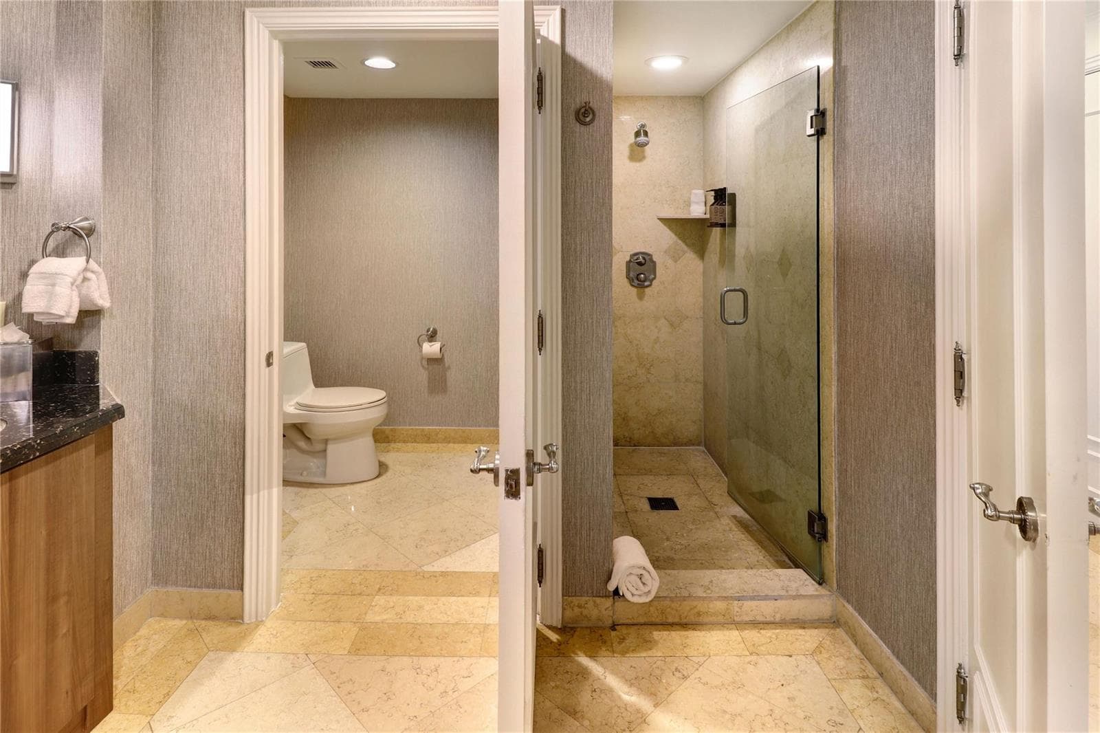 601 N Ft Lauderdale Bch Boulevard # 905, Fort Lauderdale FL 33304 photo 4