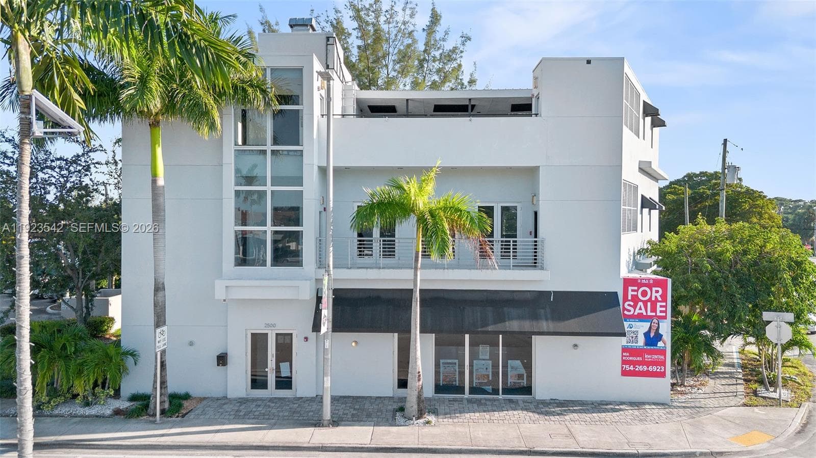 2500 Wilton Dr, Wilton Manors FL 33305 photo 4