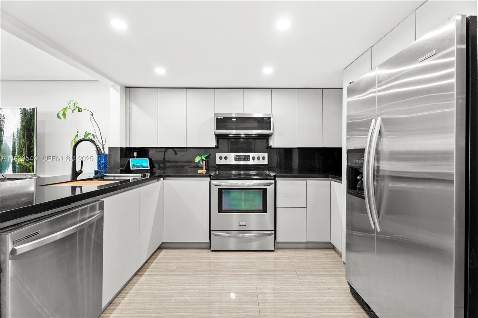 2528 N 38 Ave # 32, Hollywood FL 33021 photo 5