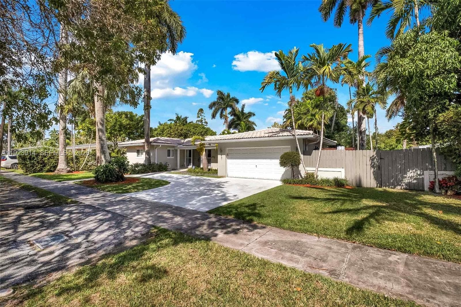 461 NE 115th St, Miami FL 33161 photo 5