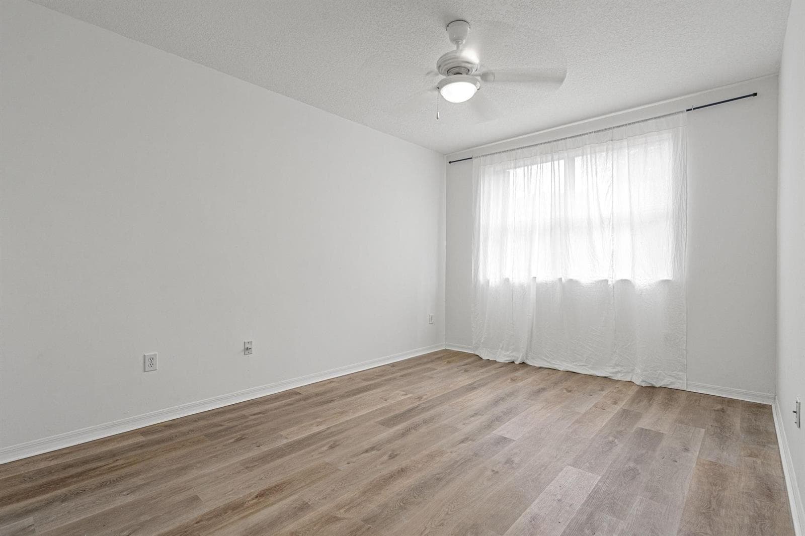 8520 NW 139th Terrace # 1602, Miami Lakes FL 33016 photo 4