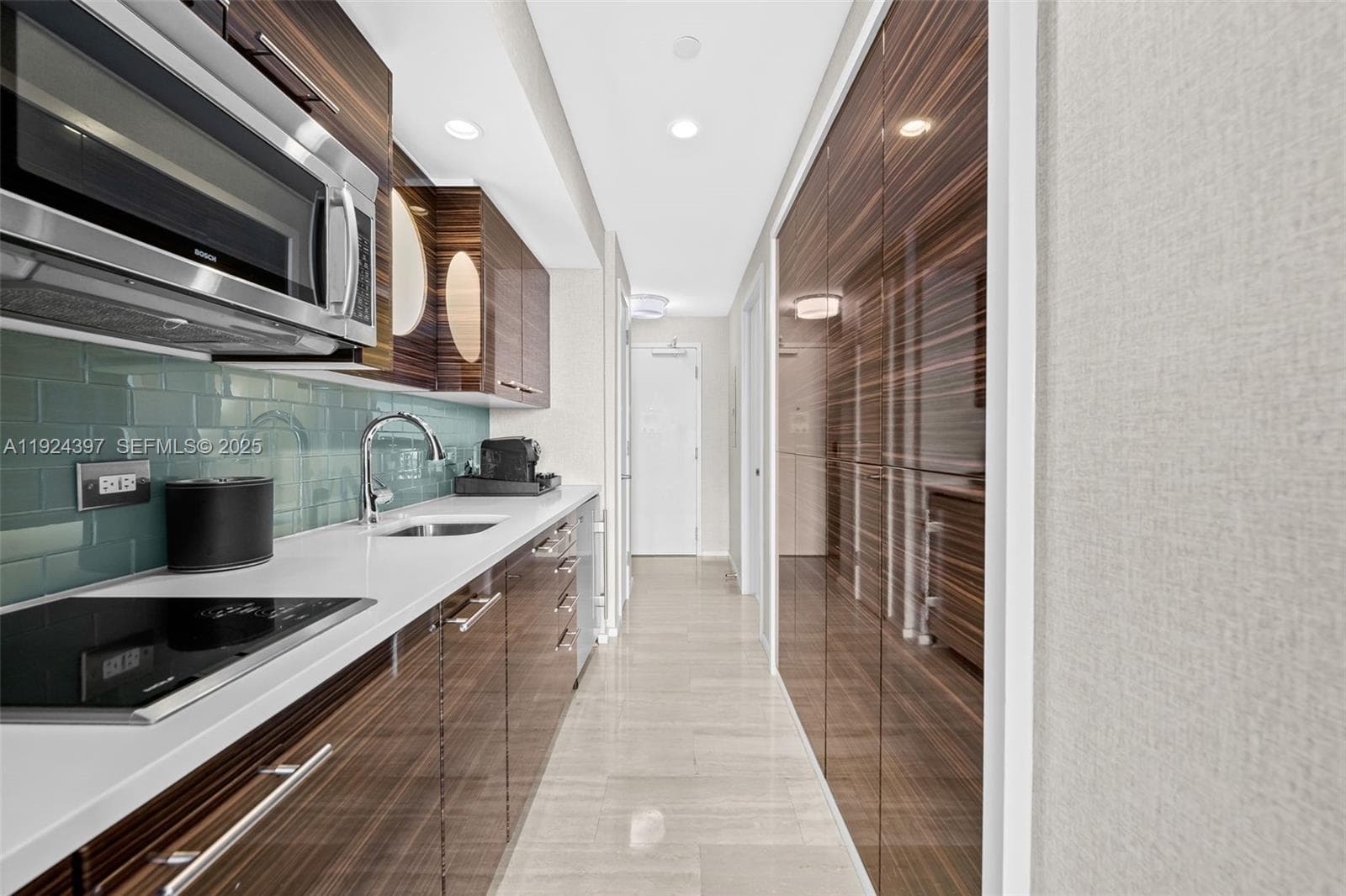 551 N Fort Lauderdale Beach Blvd # R1904, Fort Lauderdale, FL 33304 photo 3