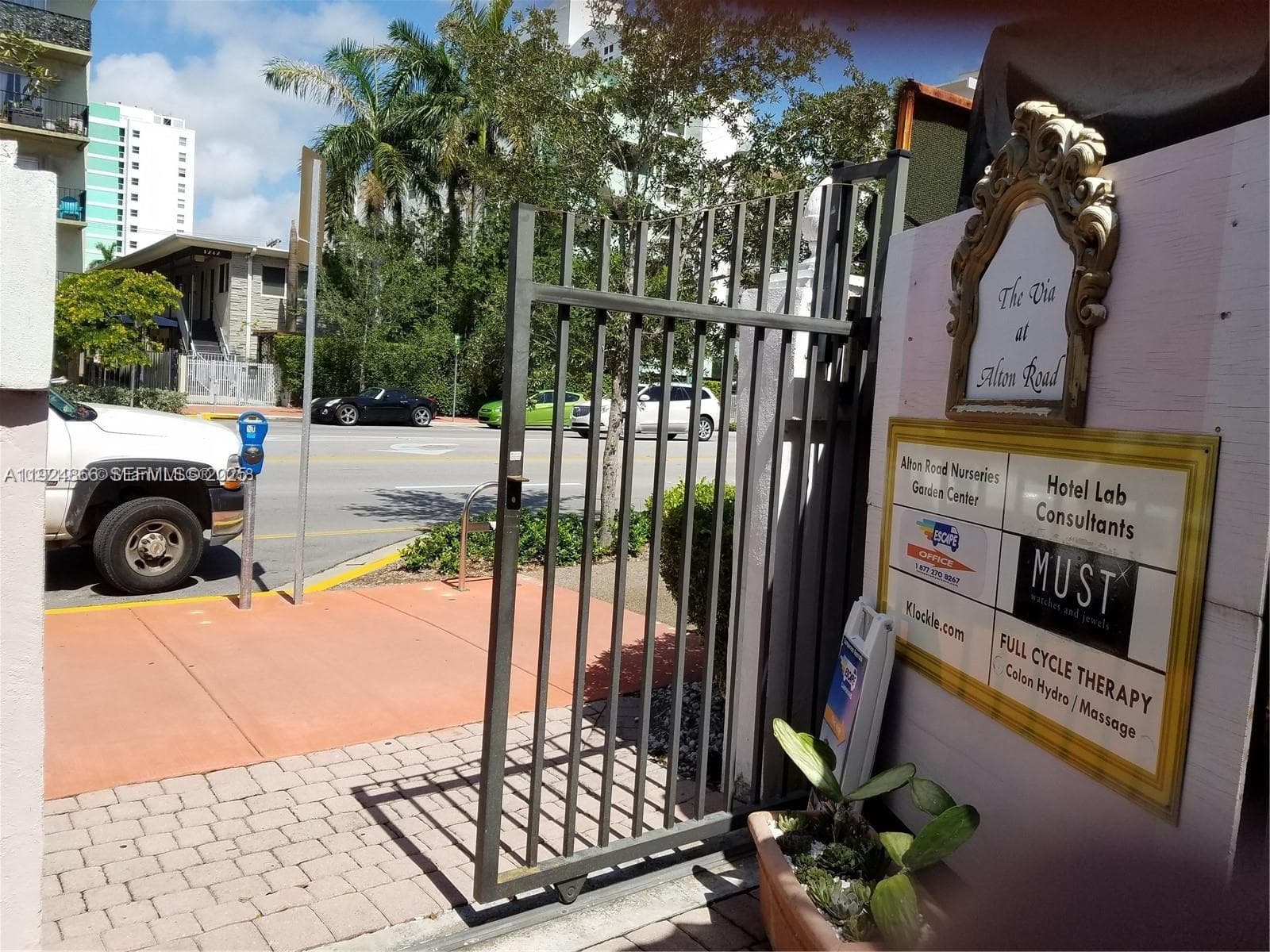 1239 Alton Rd, Miami Beach FL 33139