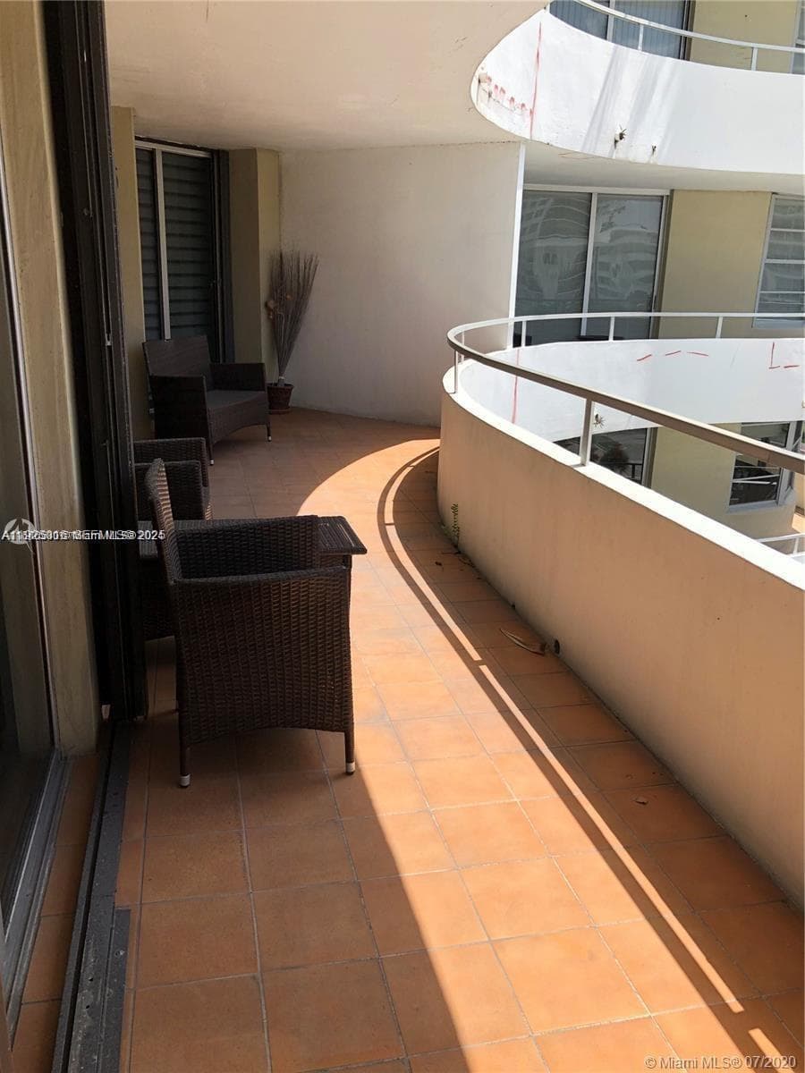 5555 Collins Ave # 7T, Miami Beach FL 33140 photo 5
