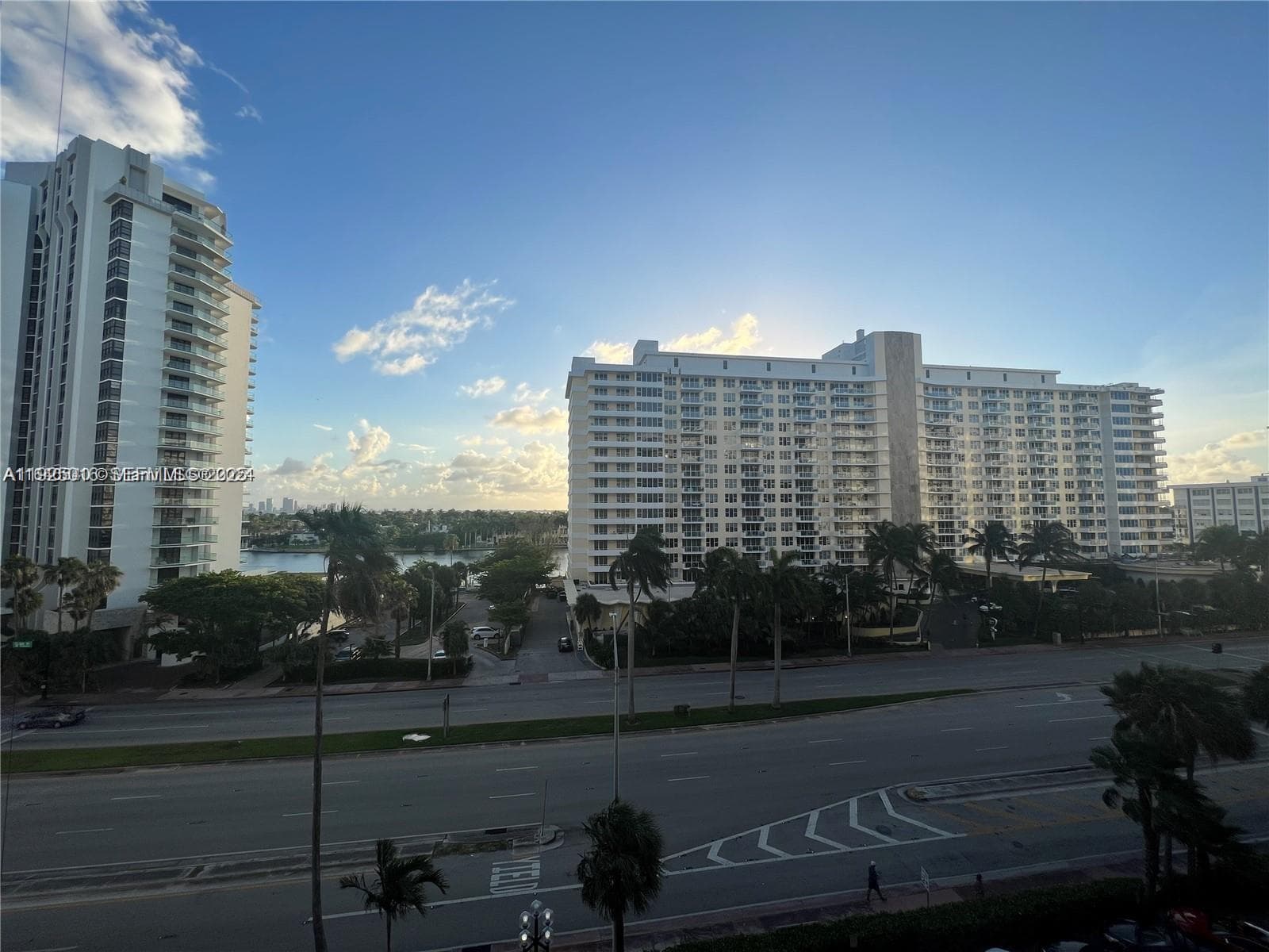 5555 Collins Ave # 7T, Miami Beach FL 33140 photo 4