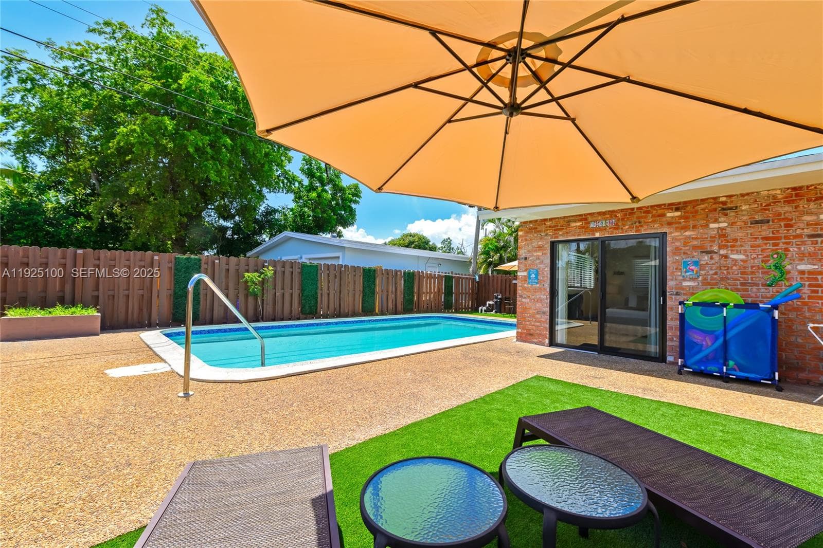 1204 NE 7th St, Pompano Beach FL 33060