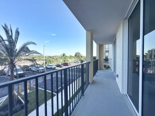 11239 NW 4th Ter # 205, Sweetwater FL 33172 photo 4