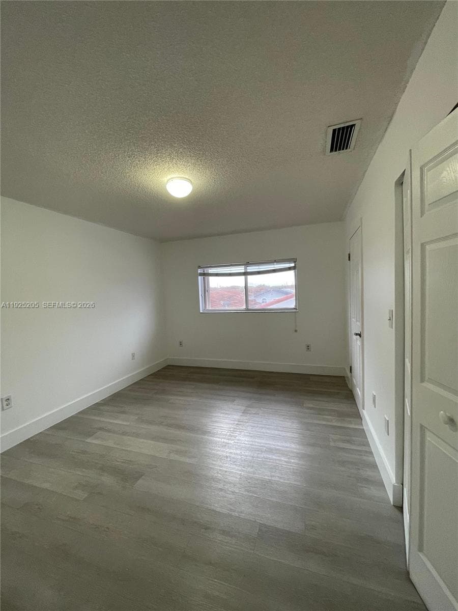 3375 W 76th St # 211, Hialeah FL 33018 photo 3