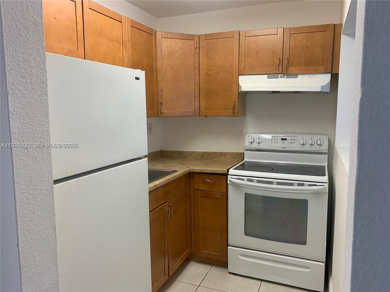 241 SE 9th Ave # 106, Pompano Beach FL 33060 photo 4