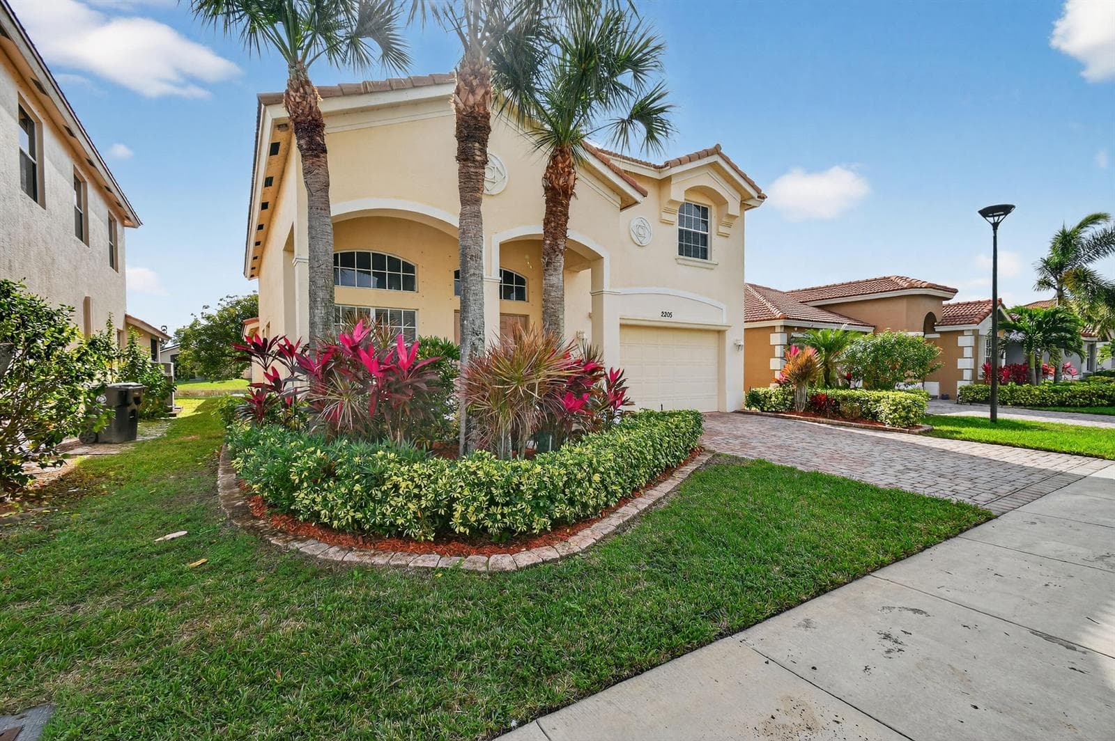 2205 SW Newport Isles Boulevard, Port St. Lucie FL 34953 photo 5