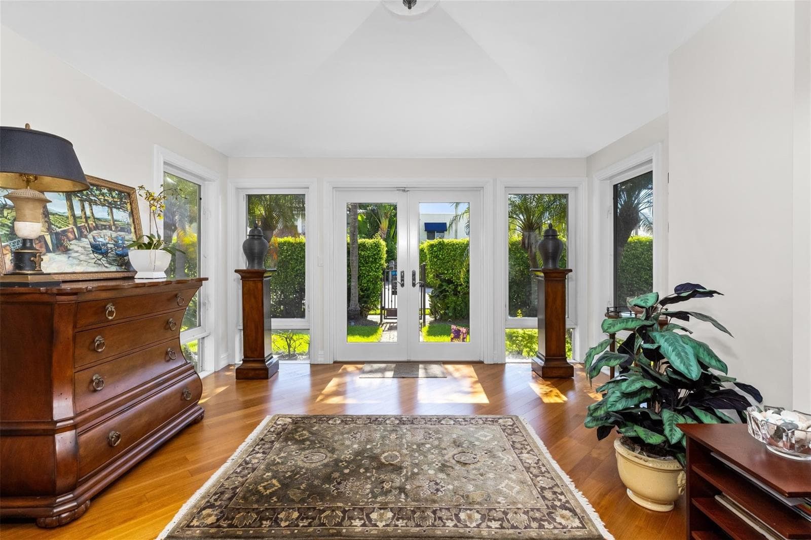 359 Poinciana Drive, Fort Lauderdale FL 33301 photo 4