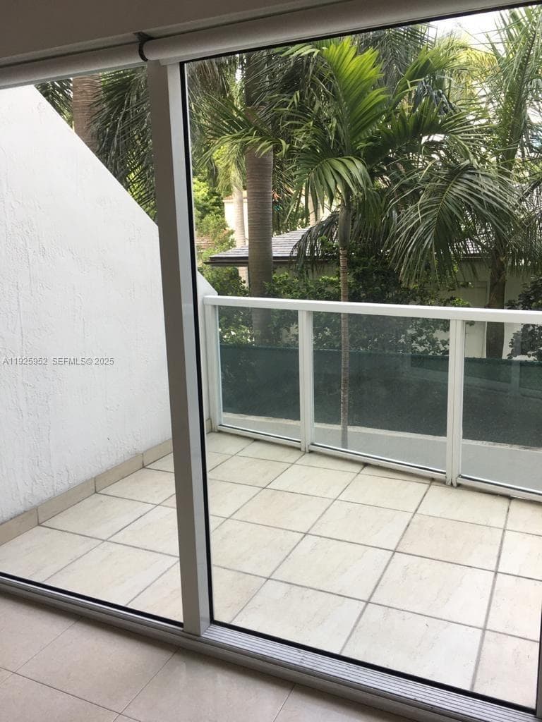 1650 Brickell Ave # 111, Miami FL 33129 photo 2