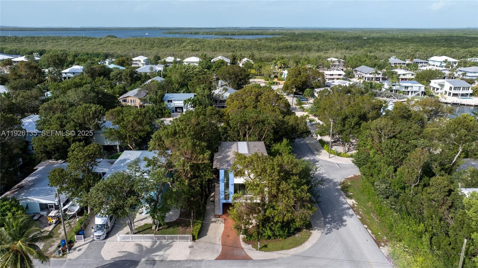 669 Colson Dr, Key Largo FL 33037 photo 3