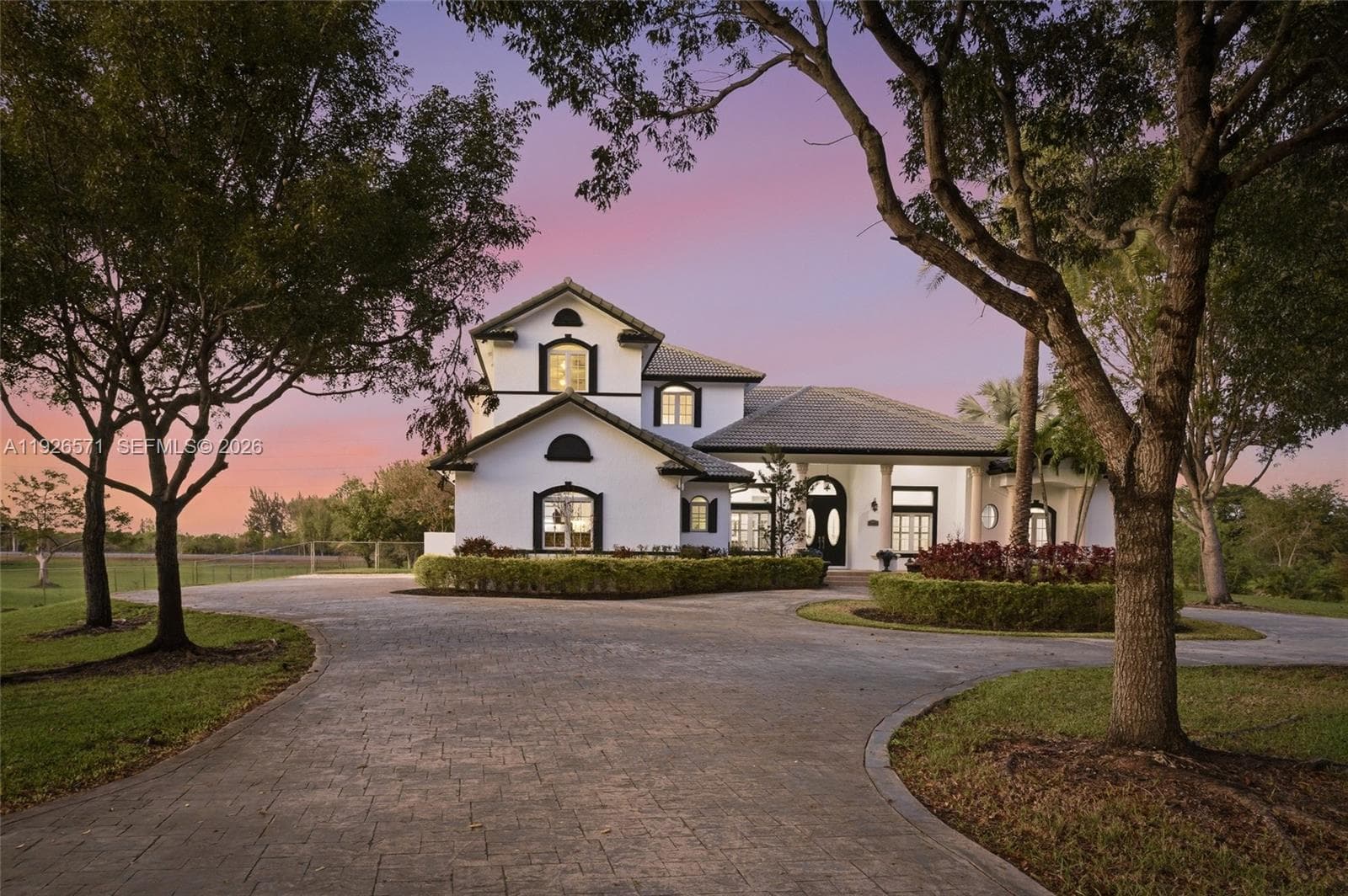 20401 SW 48th Pl, Southwest Ranches FL 33332