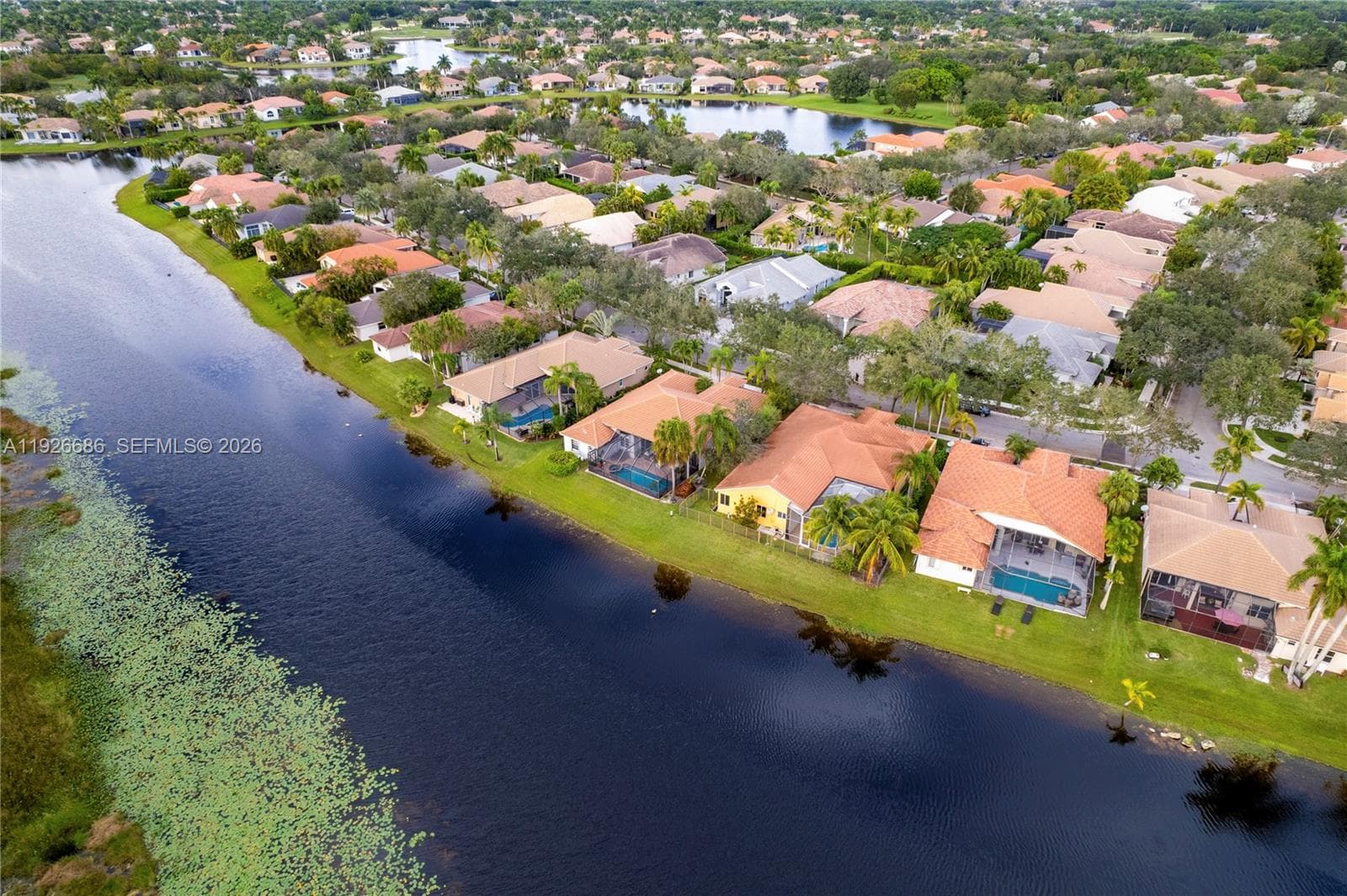 2893 Oakbrook Dr, Weston FL 33332 photo 5