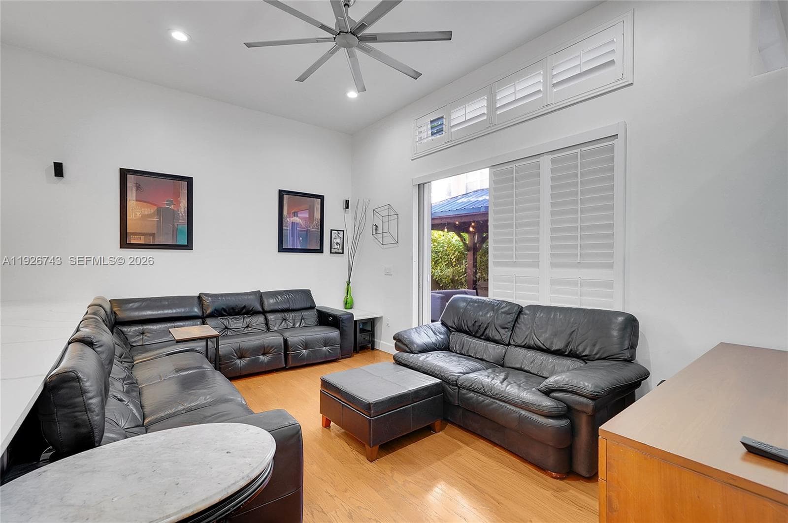 1135 Satinleaf St, Hollywood FL 33019 photo 4