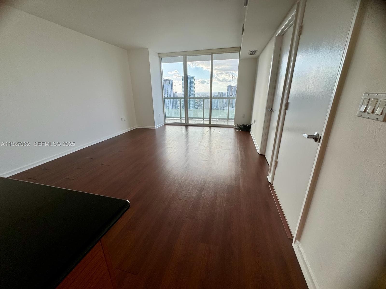 50 BISCAYNE Blvd # 3807, Miami FL 33132 photo 3