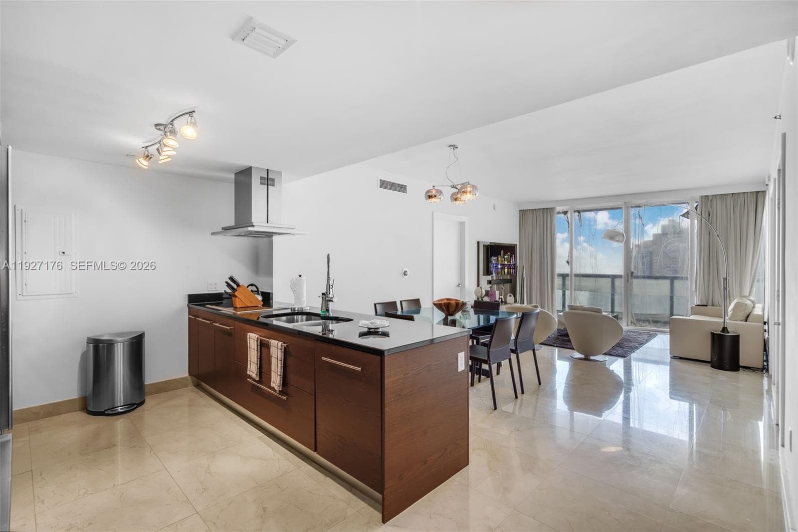 495 Brickell Ave # 2405, Miami FL 33131 photo 4
