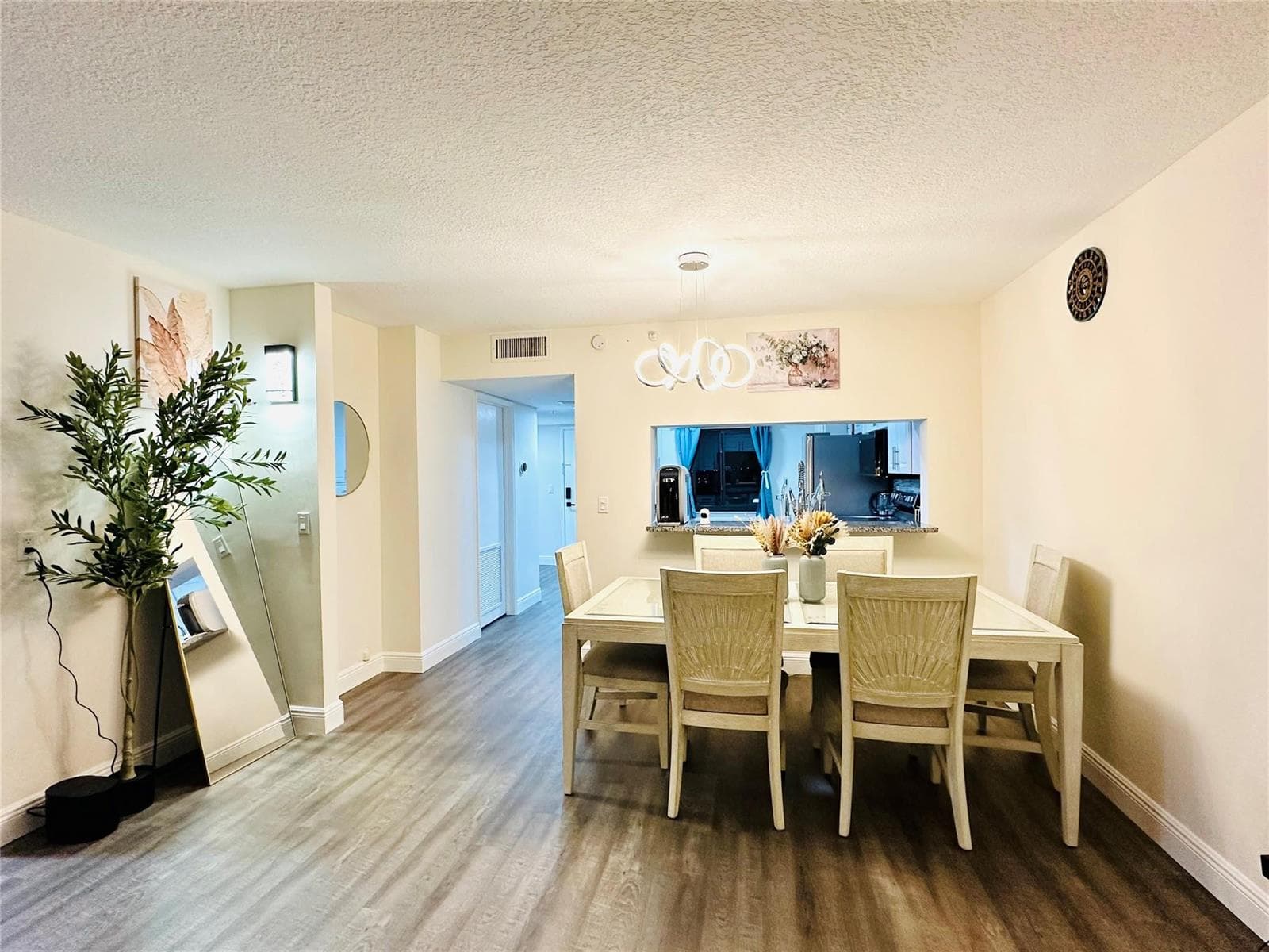 2200 S Cypress Bend Drive # 802, Pompano Beach FL 33069 photo 4