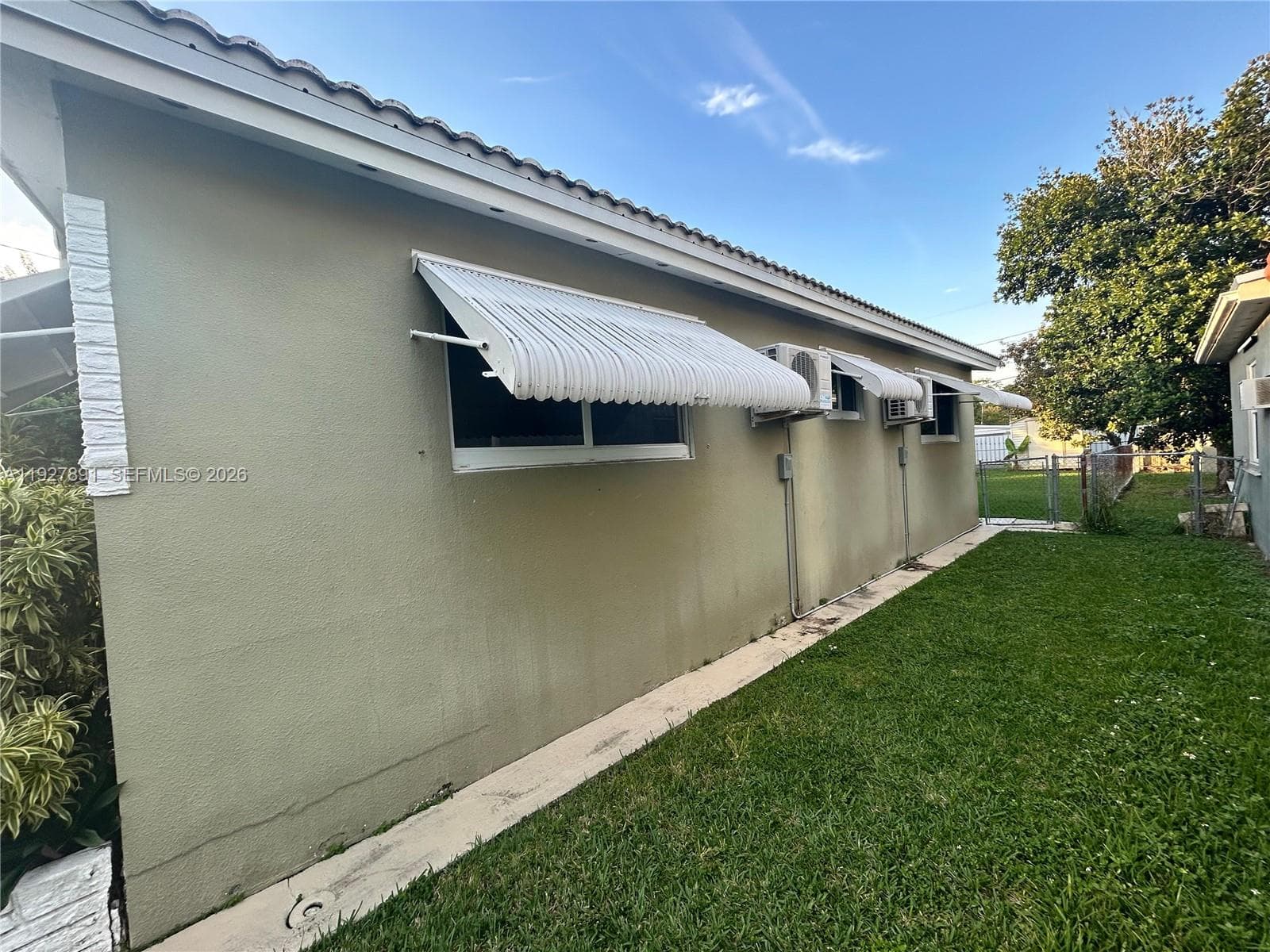 1915 Mayo St, Hollywood FL 33020 photo 5