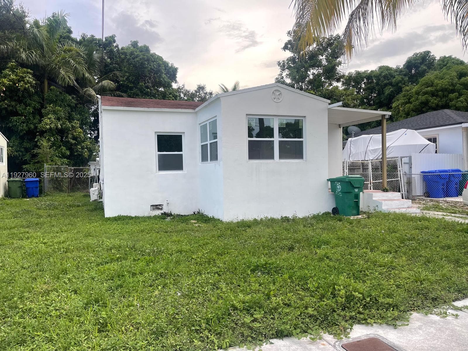 560 NW 53rd St, Miami FL 33127 photo 2