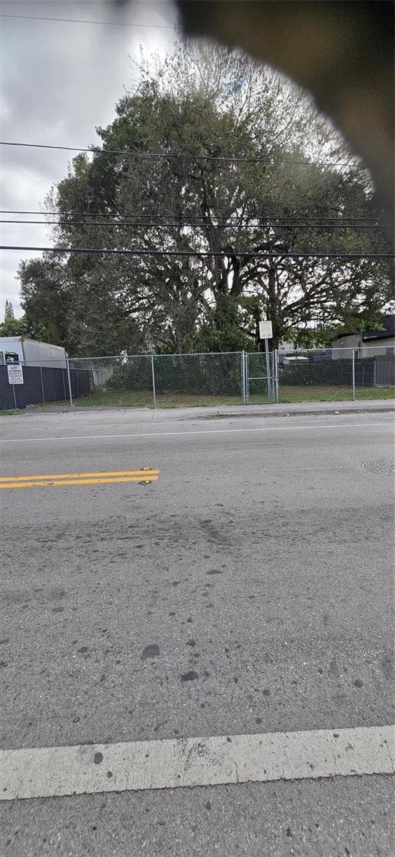 2948 NW 46th Street, Miami FL 33142 photo 4