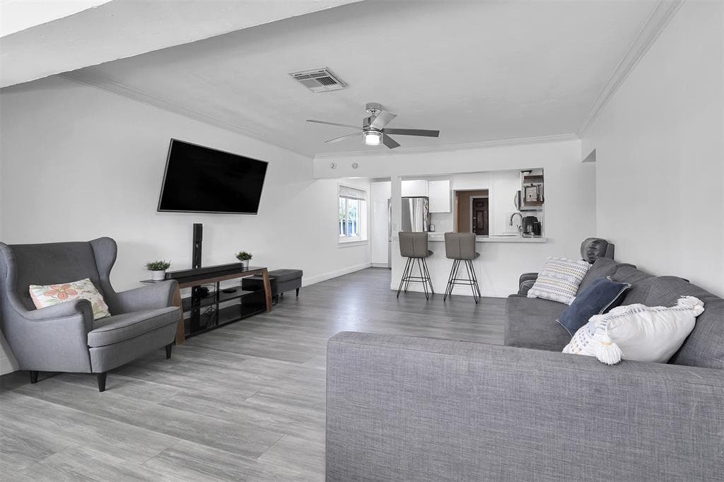2535 Sherman Street, Hollywood FL 33020 photo 3