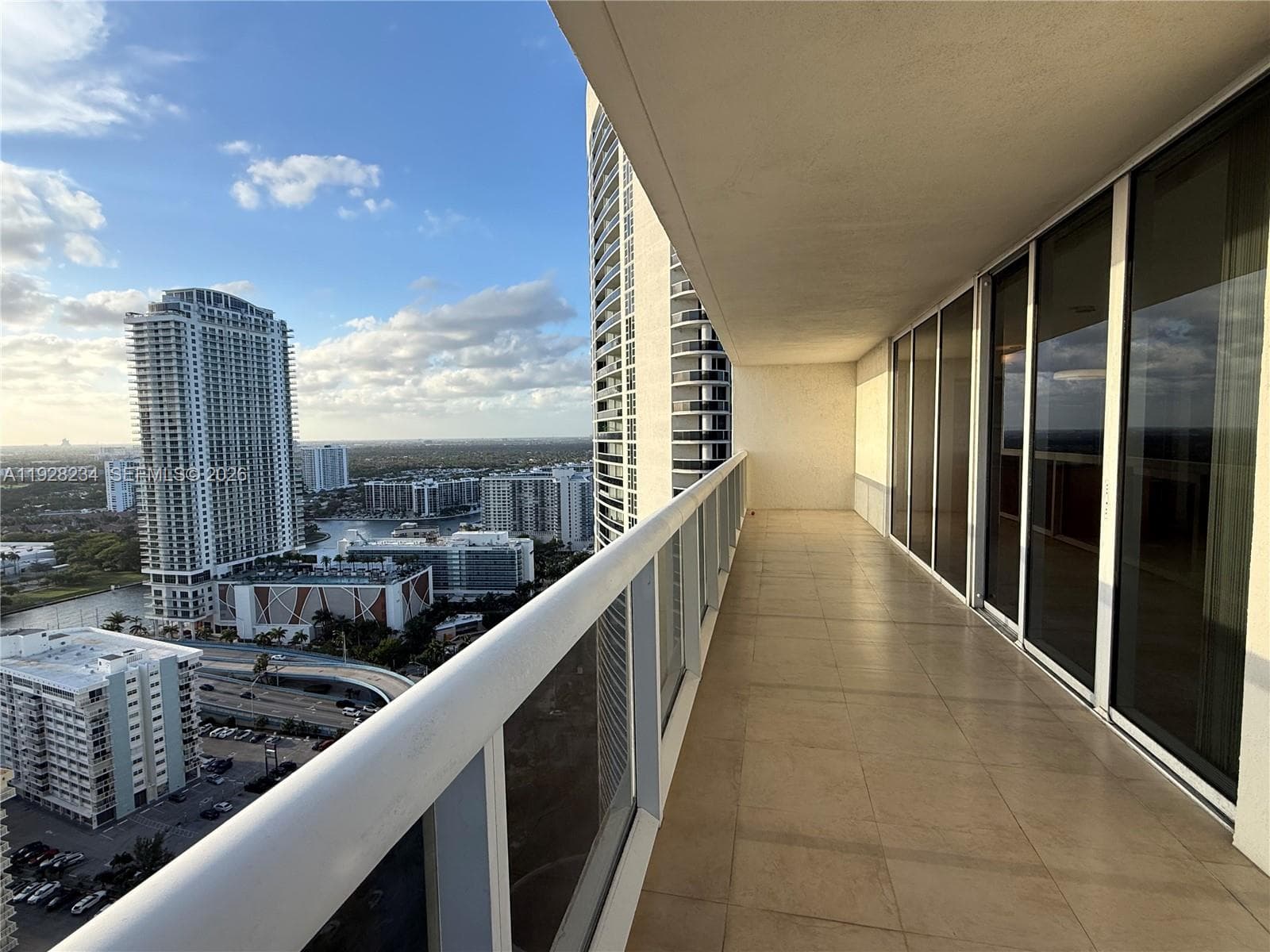 1830 S Ocean Dr # 3006, Hallandale Beach FL 33009 photo 4