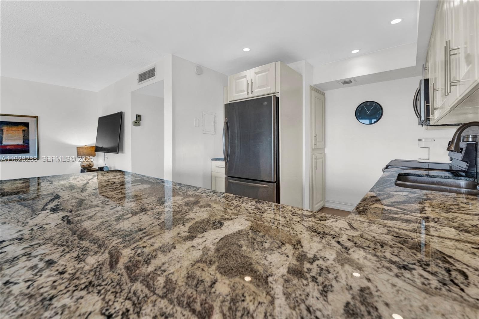 200 Diplomat Pkwy # 729, Hallandale Beach FL 33009 photo 5