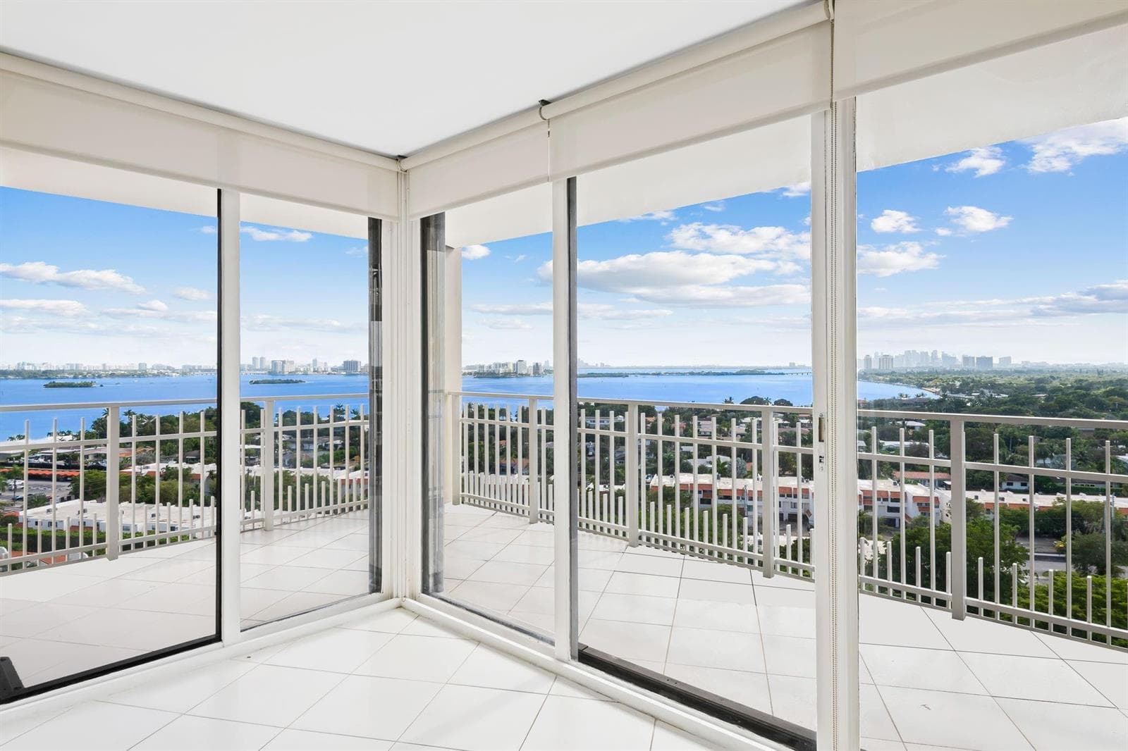 1000 Quayside Terrace # 1606, Miami FL 33138 photo 3