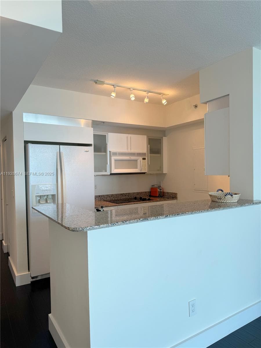 335 S Biscayne Blvd # 2403, Miami FL 33131 photo 5