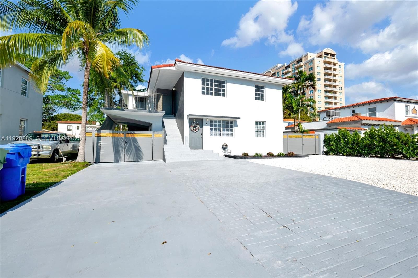 3711 SW 27th Ter, Miami FL 33134 photo 3