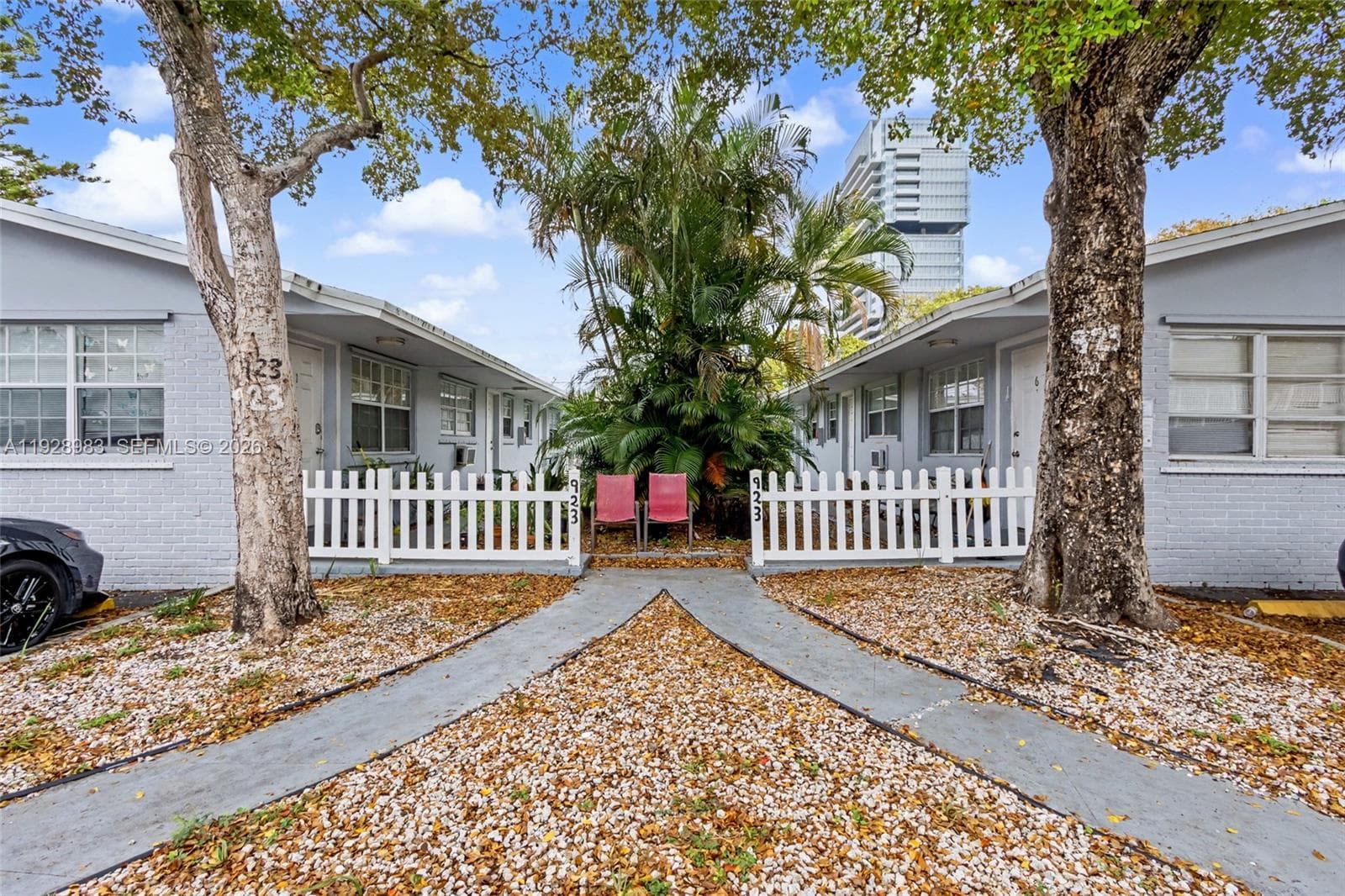 923 SE 2nd Ave # 1-6, Hallandale Beach FL 33009