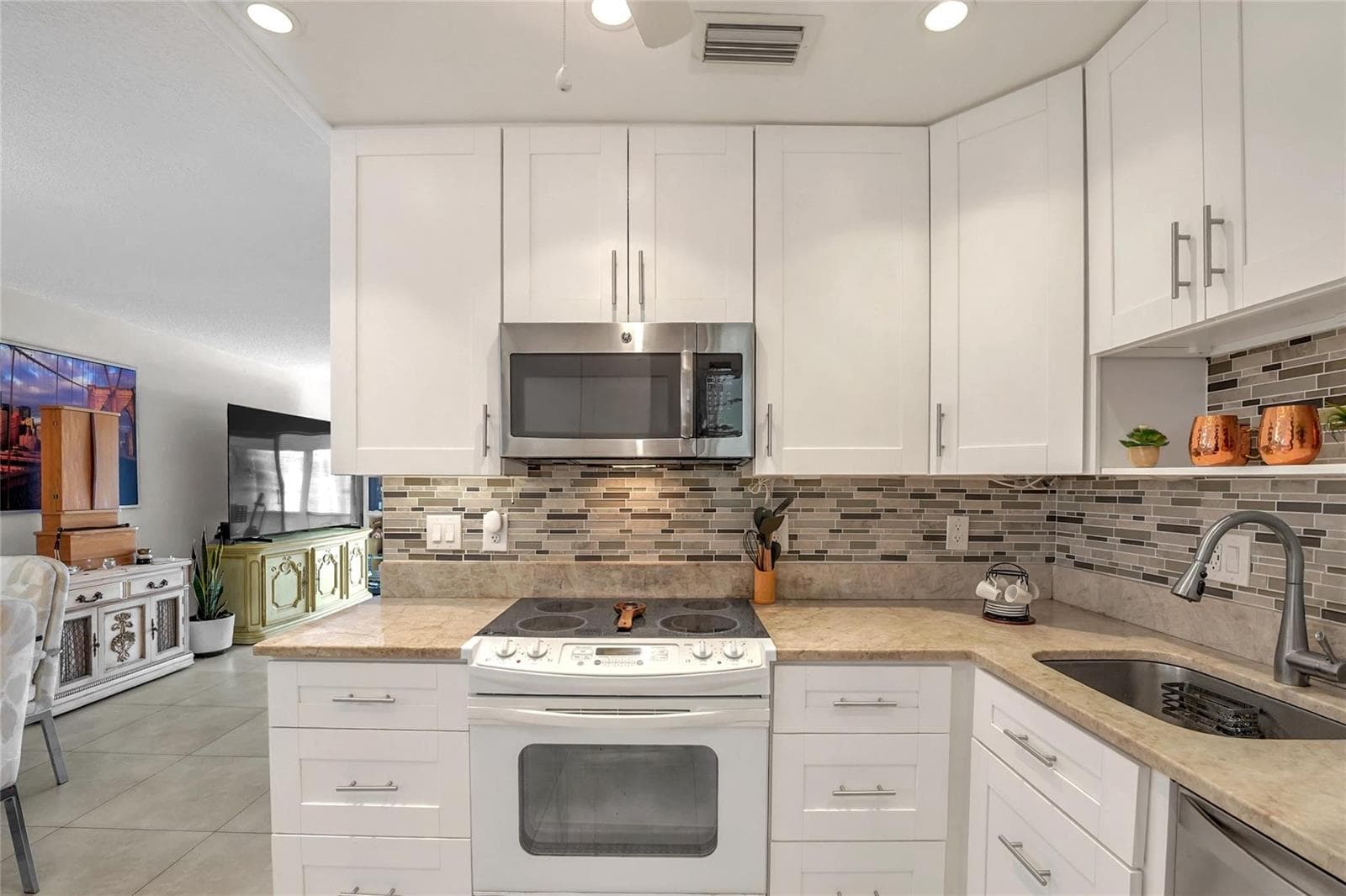 700 Layne Boulevard # 301, Hallandale Beach FL 33009 photo 5