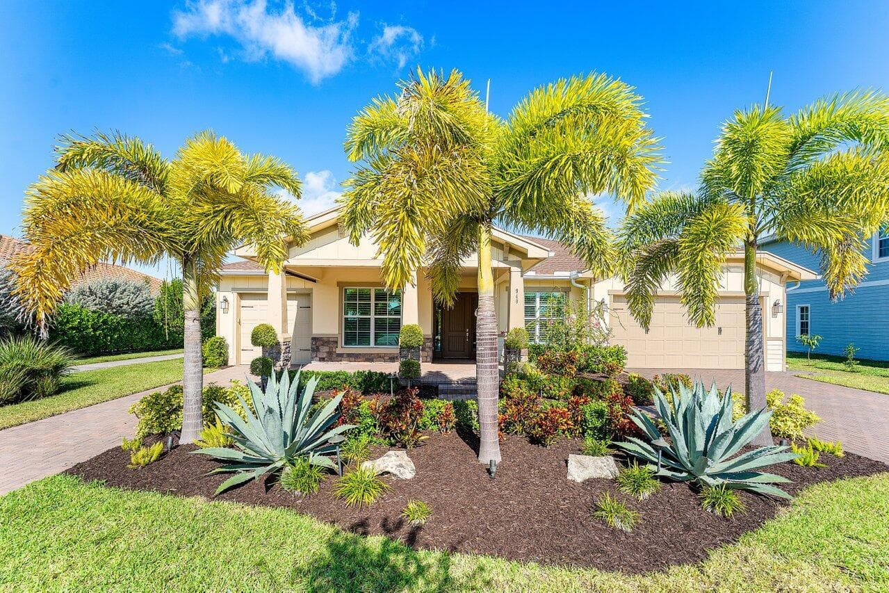940 Hookline Circle, Loxahatchee FL 33470 photo 2