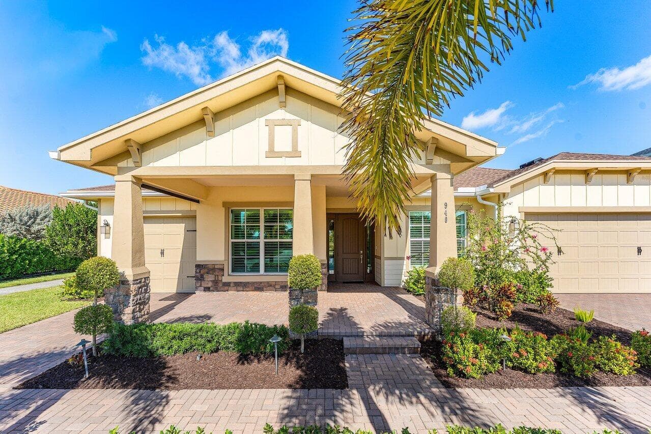940 Hookline Circle, Loxahatchee FL 33470 photo 3