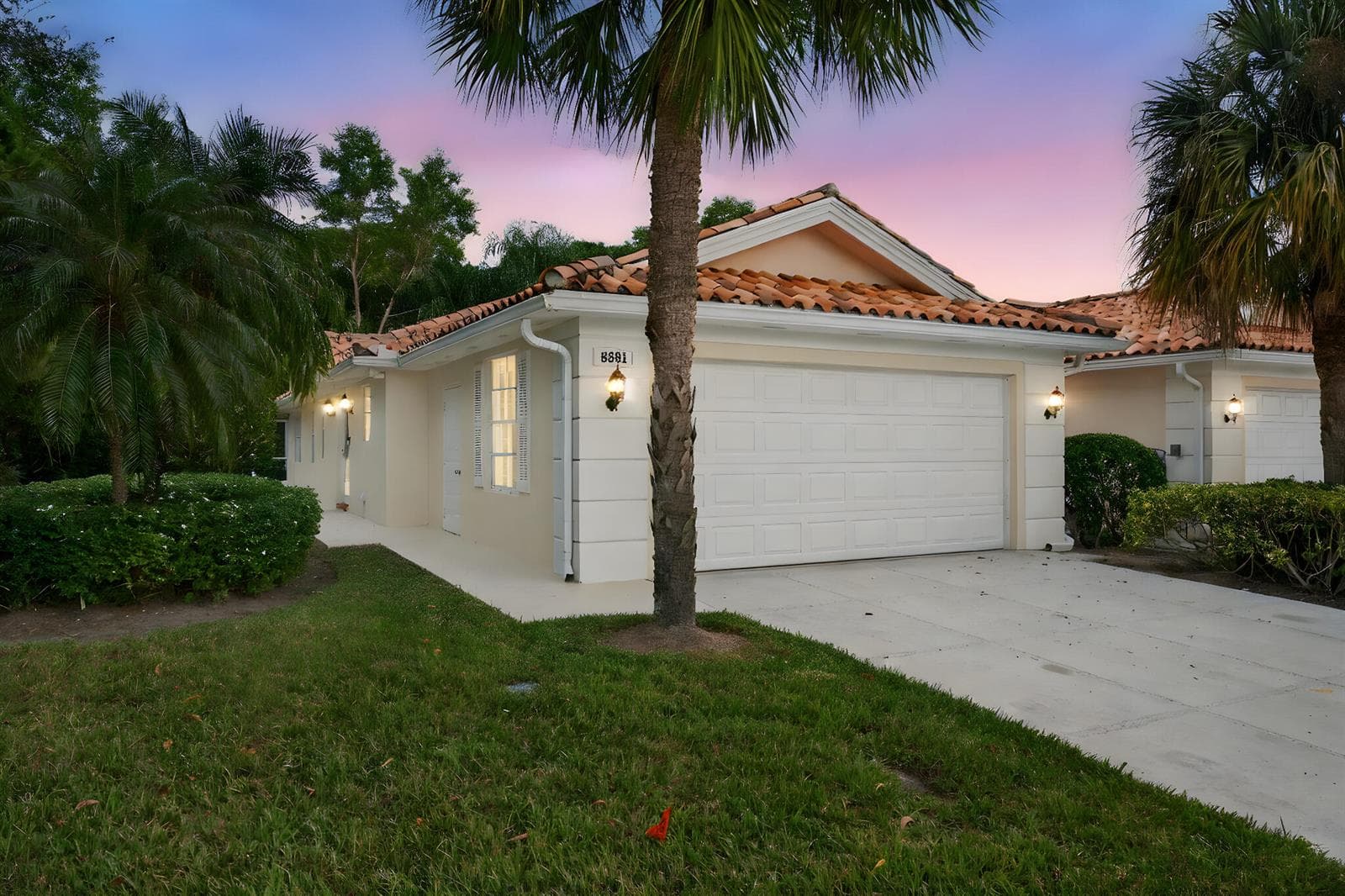 8381 SE Double Tree Drive, Hobe Sound FL 33455 photo 2