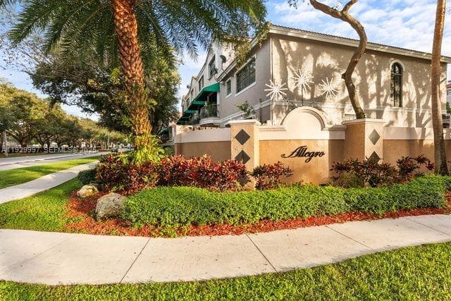 12691 NW 14th Pl, Sunrise FL 33323 photo 4
