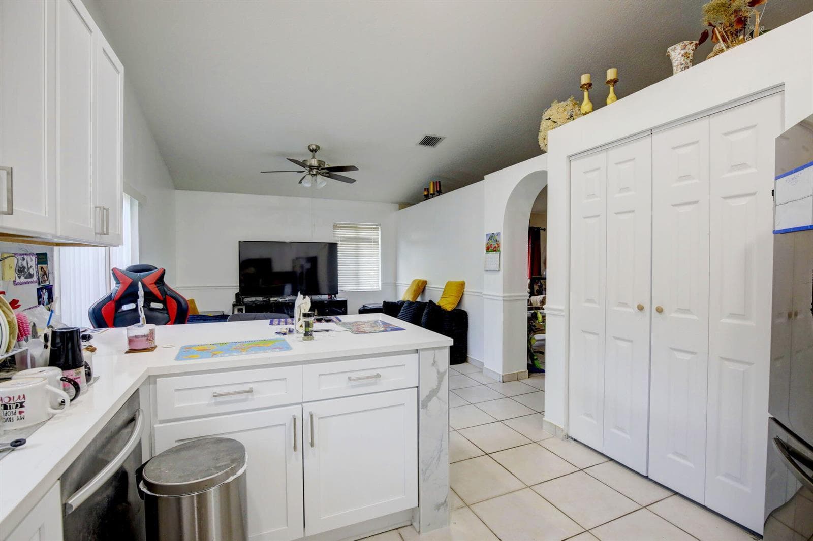 10245 SW 16th Court, Pembroke Pines FL 33025 photo 5