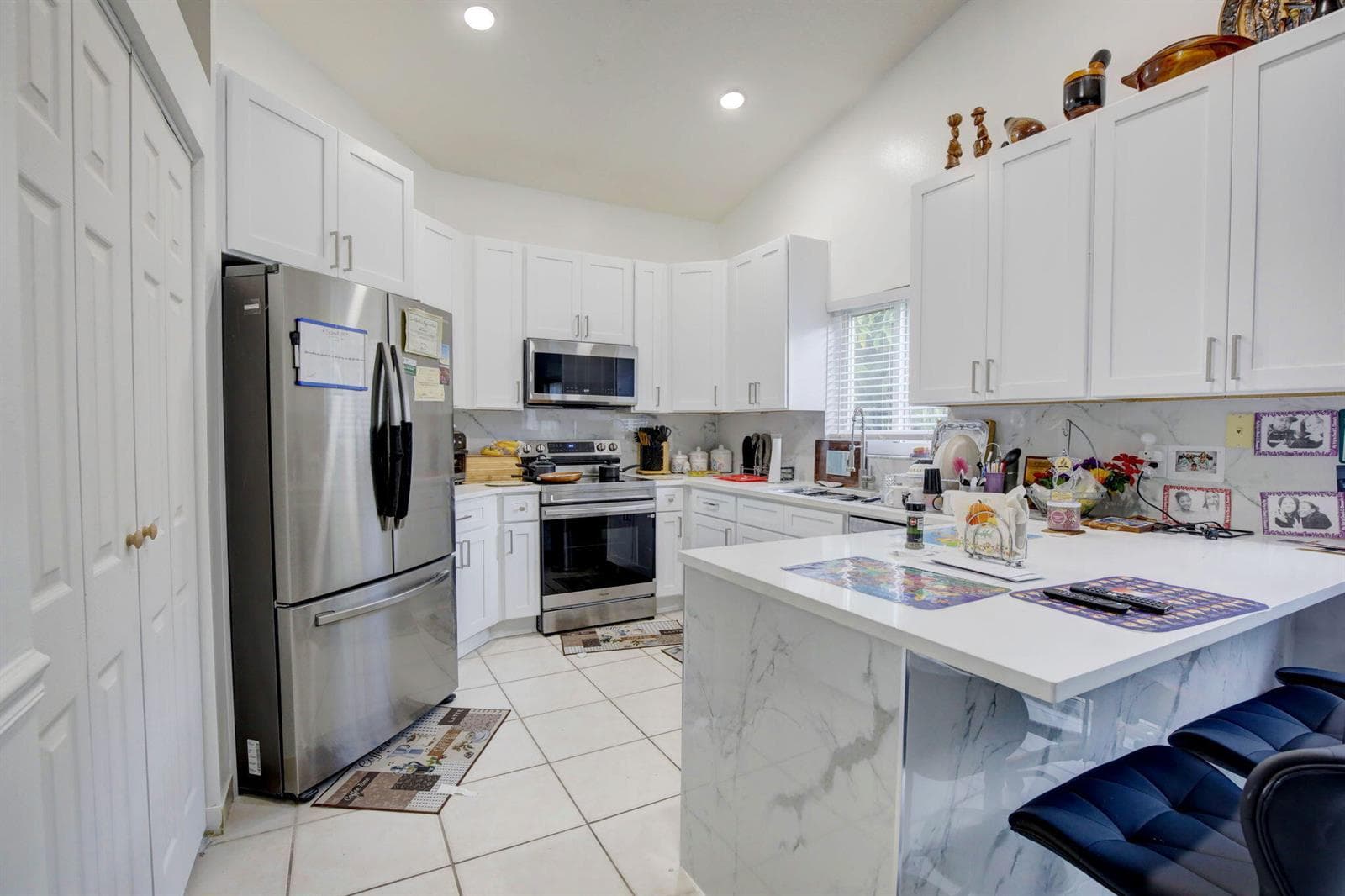 10245 SW 16th Court, Pembroke Pines FL 33025 photo 4