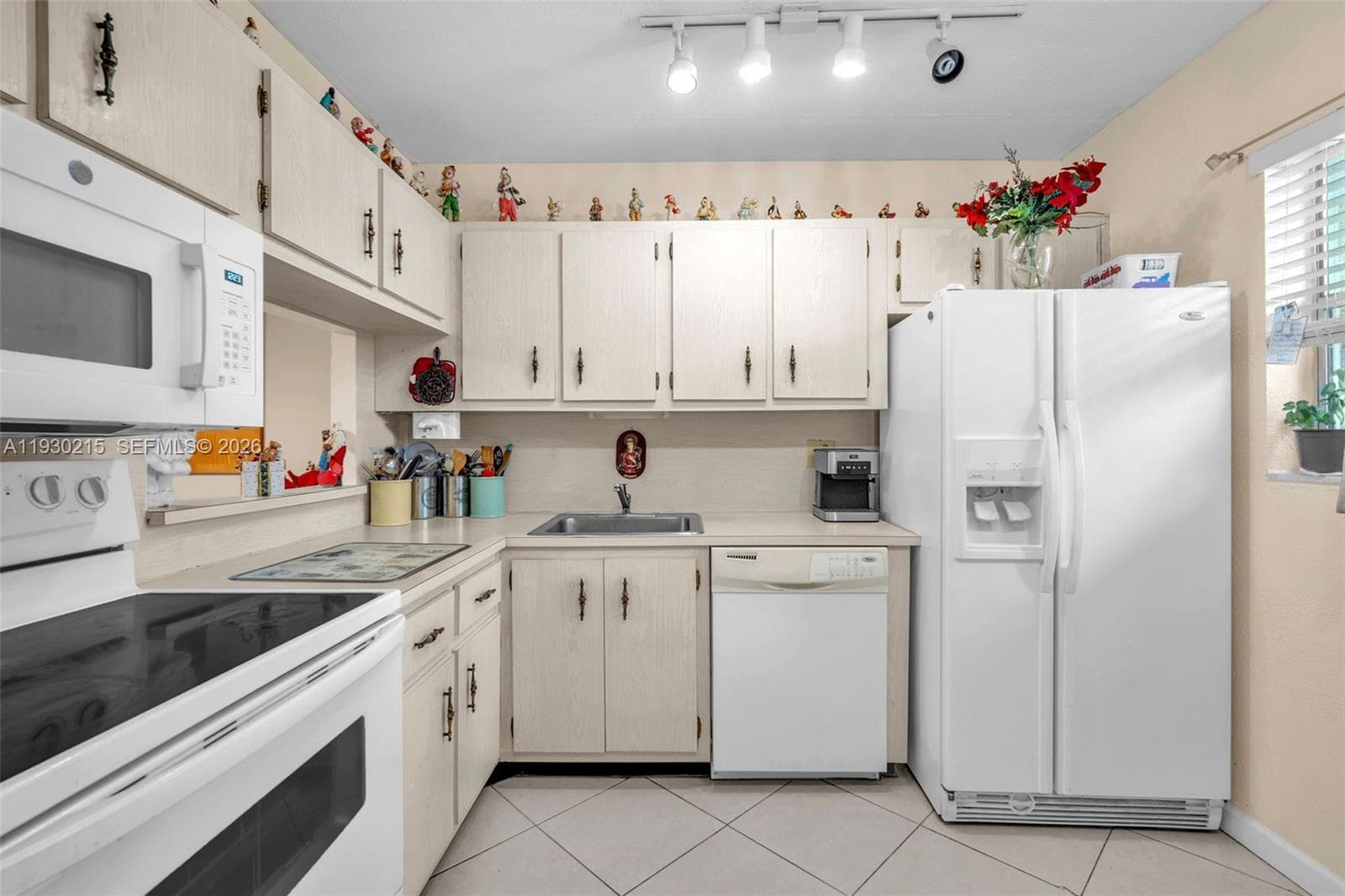 3100 Holiday Springs Blvd # 304, Margate FL 33063 photo 3