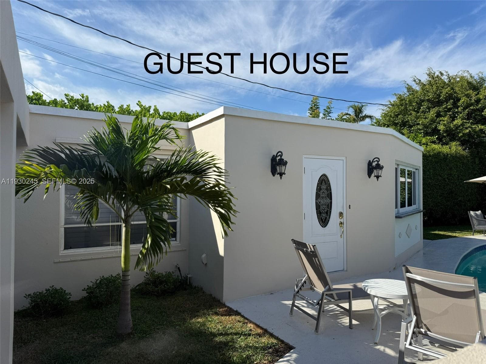 2607 Holy Cross Ln, Lake Worth FL 33460 photo 3