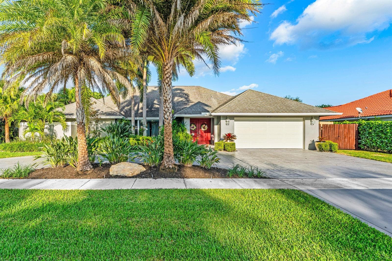 2063 Amesbury Circle, Wellington FL 33414 photo 2
