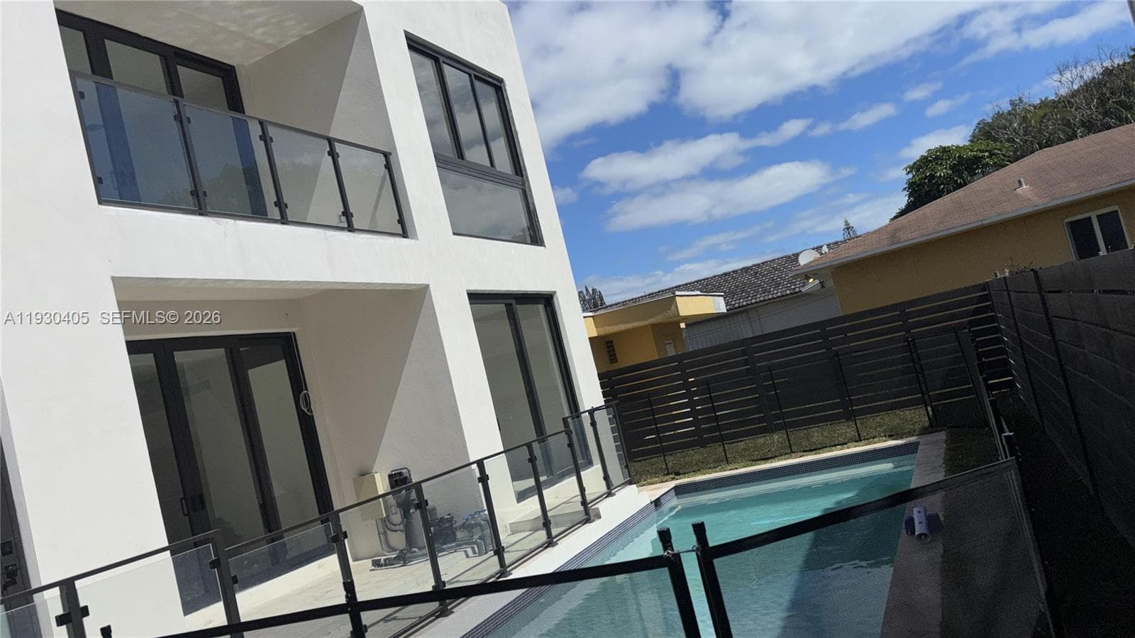 2484 SW 18th St, Miami FL 33145 photo 5