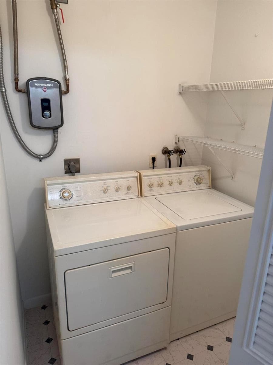 5795 La Pinata Boulevard # 2, FL 33463 photo 5