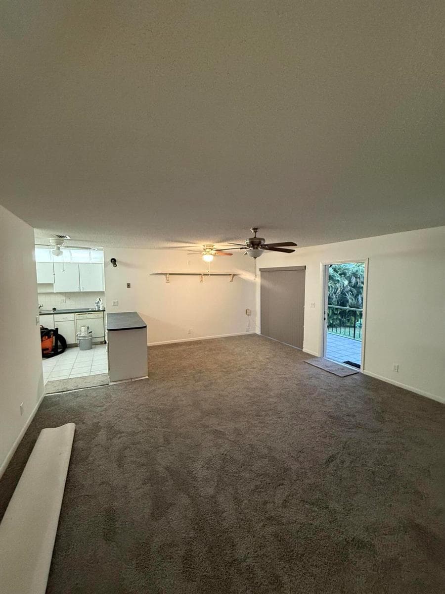 5795 La Pinata Boulevard # 2, FL 33463 photo 4