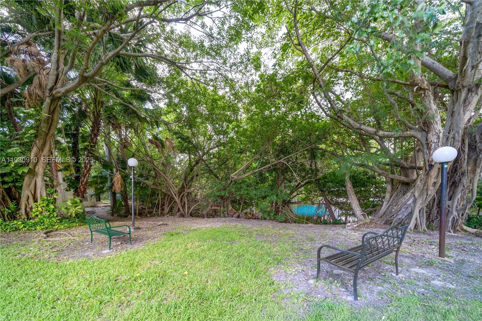 19212 NE 25th Ave # 283D, Miami FL 33180 photo 2